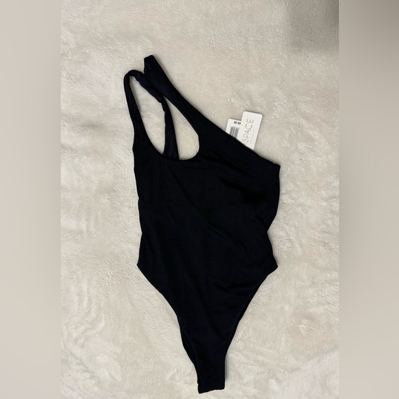 L*Space Ribbed Phoebe One Piece Swimsuit - Picture 4 of 5
